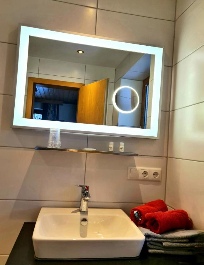 Hotel Gebirgshaeusl Engedey 外观 照片