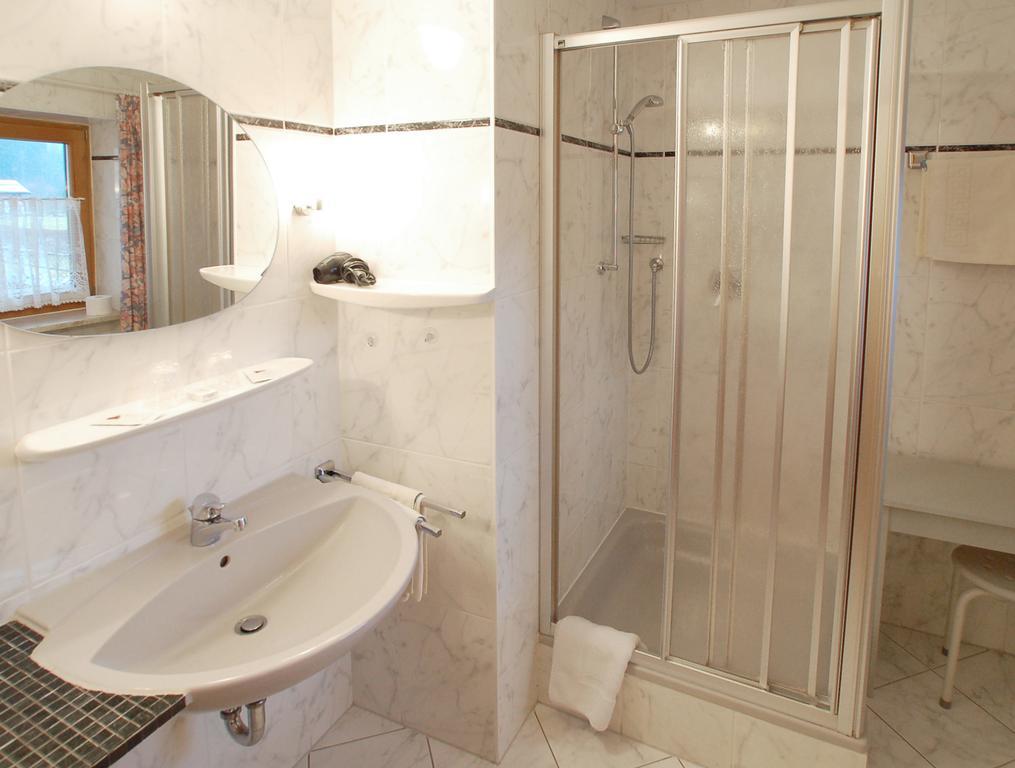 Hotel Gebirgshaeusl Engedey 外观 照片
