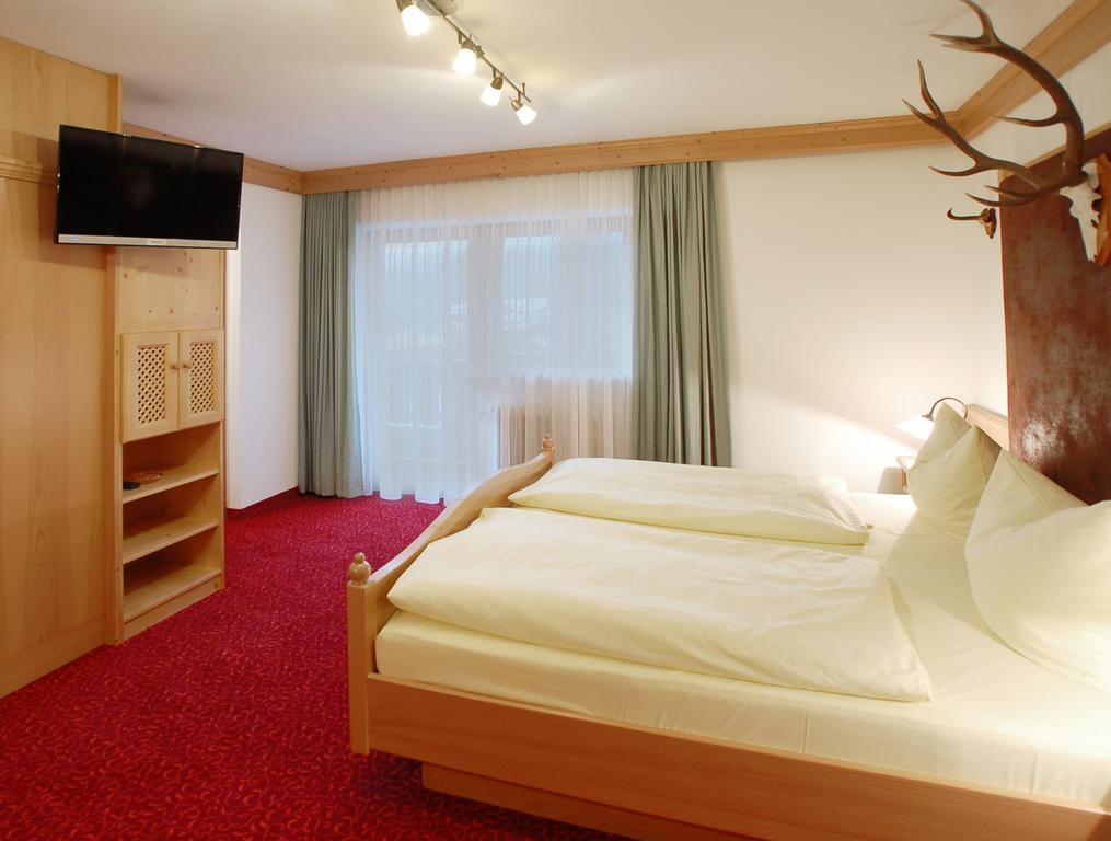 Hotel Gebirgshaeusl Engedey 外观 照片